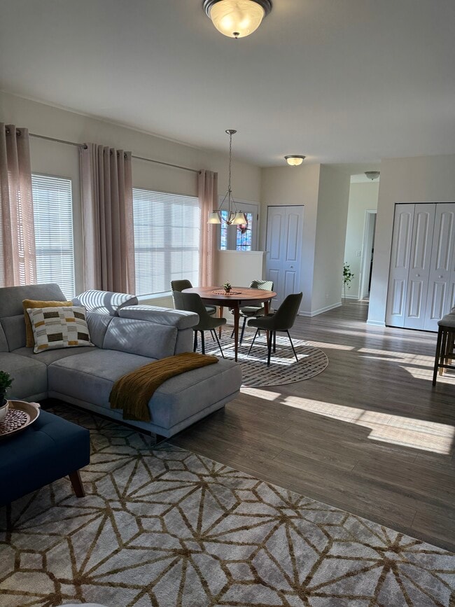 Living room and dining - 938 Lexington St