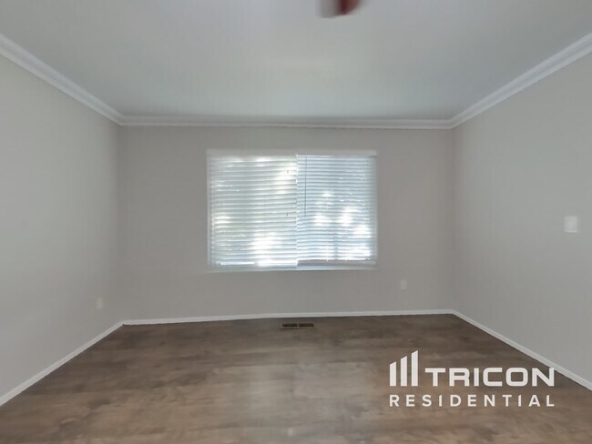 Photo - 24 Orinda Circle Pittsburg CA