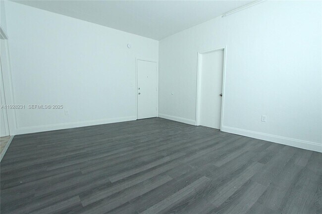 Photo - 1115 Euclid Ave Unit 11