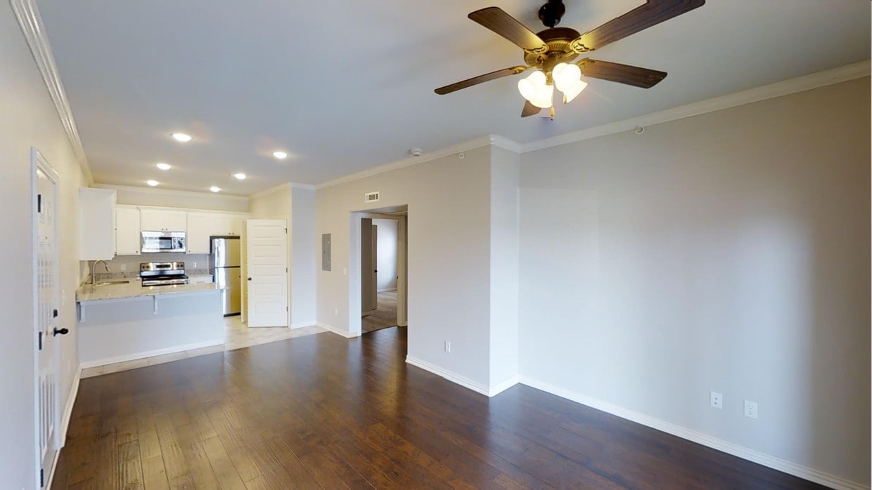 Photo - Woodland Park Apartments