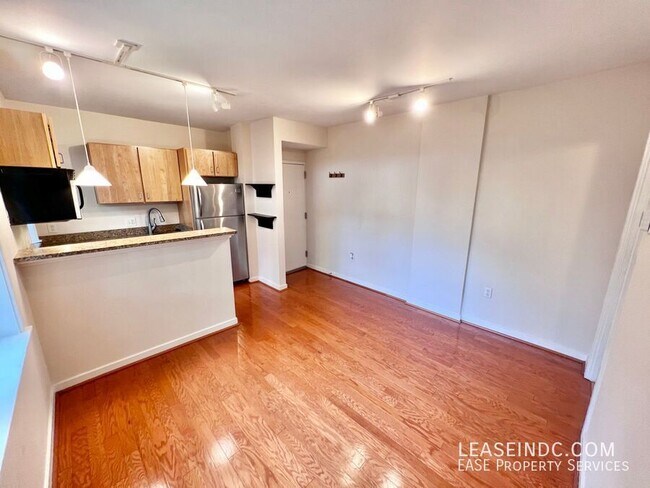 Photo - 3534 10th St NW Unidad #150