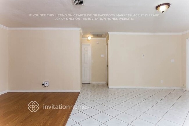 Photo - 5581 S 36th St