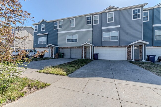 Building Photo - Please View 3D Virtual Walk-Through Before Scheduling a Showing