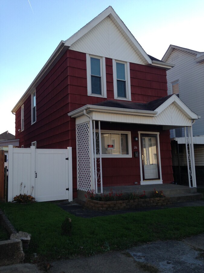 Photo - 26 7th St House