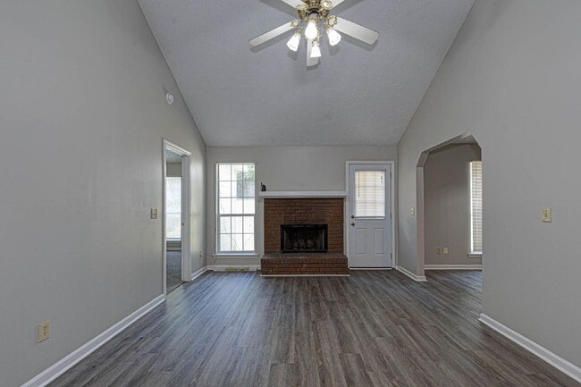 Photo - 5713 Marlette Ct