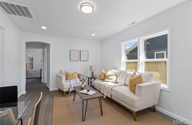 Photo - 2754 Hermitage Ave