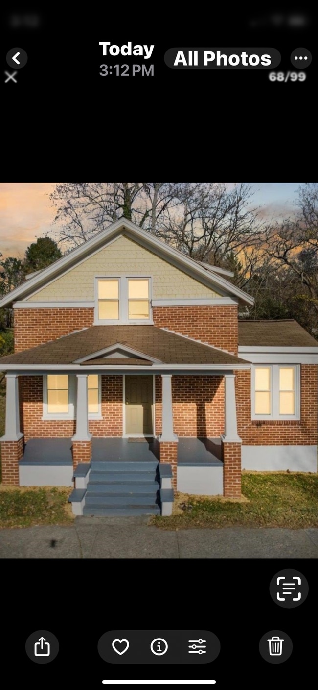Building Photo - 1017 Tyler Ave Unit 1017A Rental