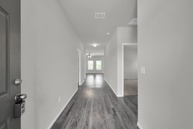 Photo - 8011 Dauntless Dr