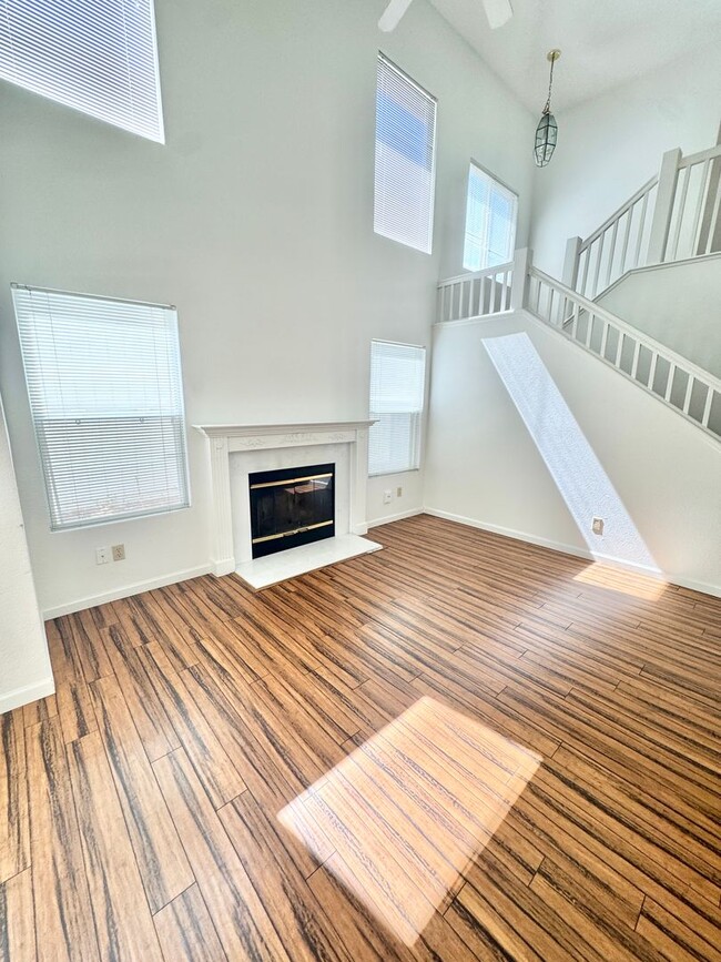 Photo - 310 Brightstone Cir