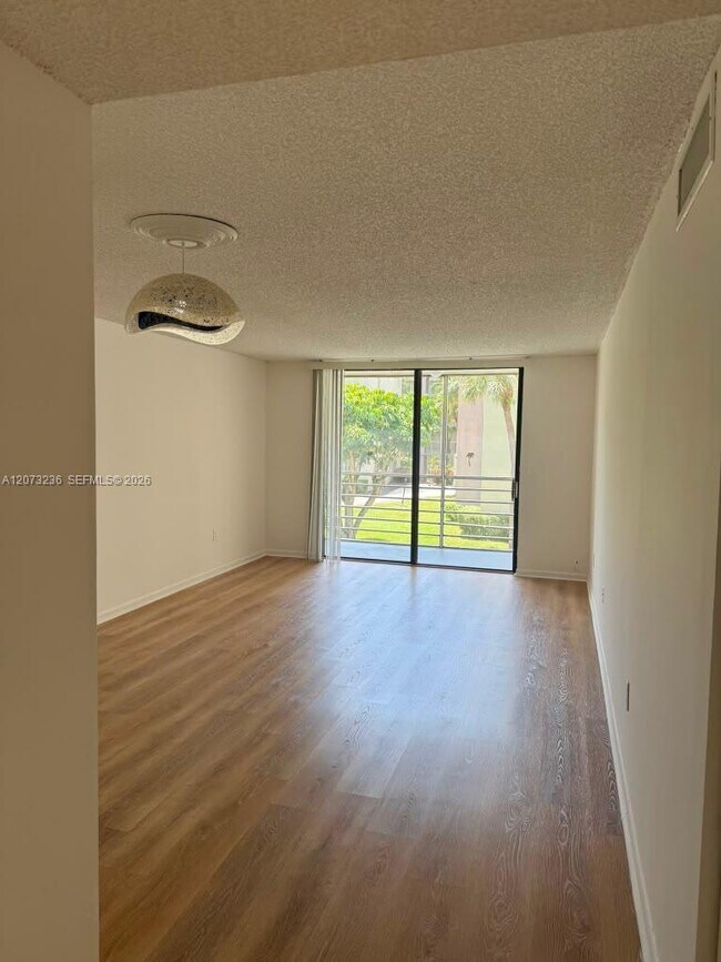 Photo - 1830 SW 81st Ave Unit 4211