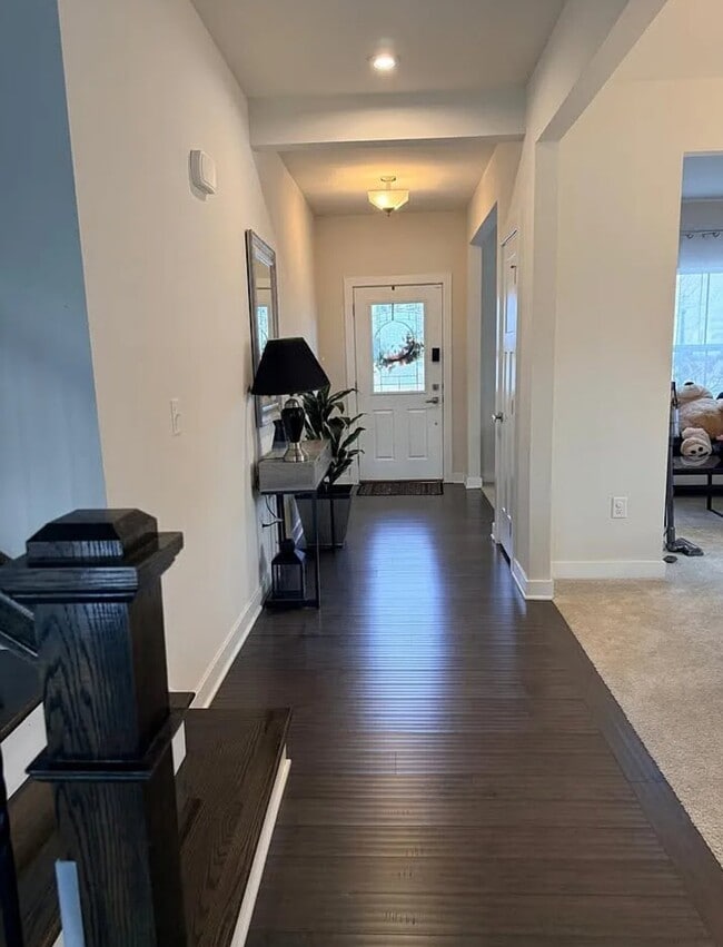 Building Photo - Rafi Rd