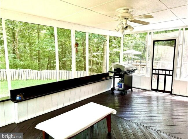 Photo - 8407 Finlay Ct