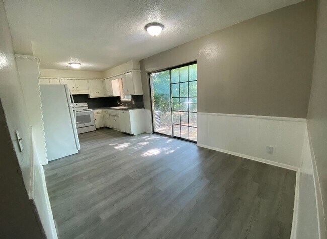 Photo - 5 bedroom house ready for move-in!