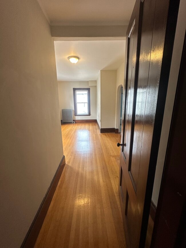 Photo - 72 Thurston St Unit 2