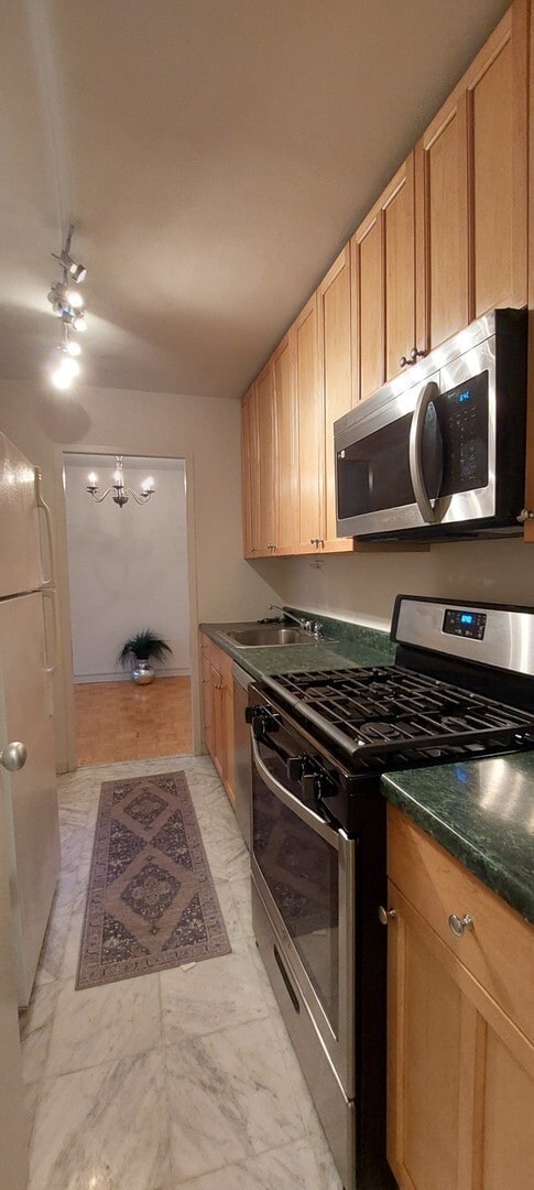 Photo - 3950 N Lake Shore Dr Unit 2309