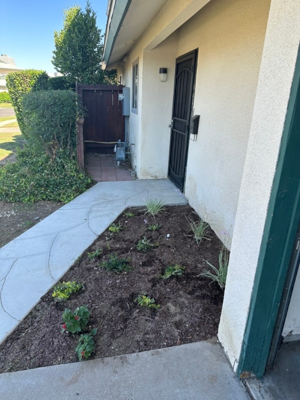 Building Photo - 4858 N Winery Cir