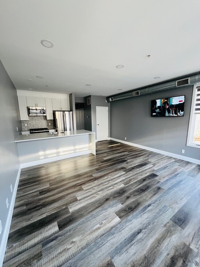 Photo - 182 Gay St Unit 1004