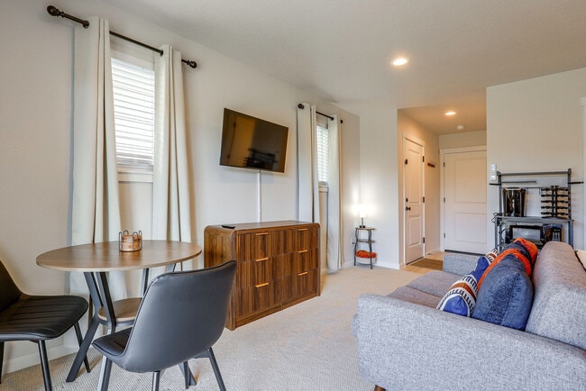 4668 SE 2nd St Unit SI ID1631299P