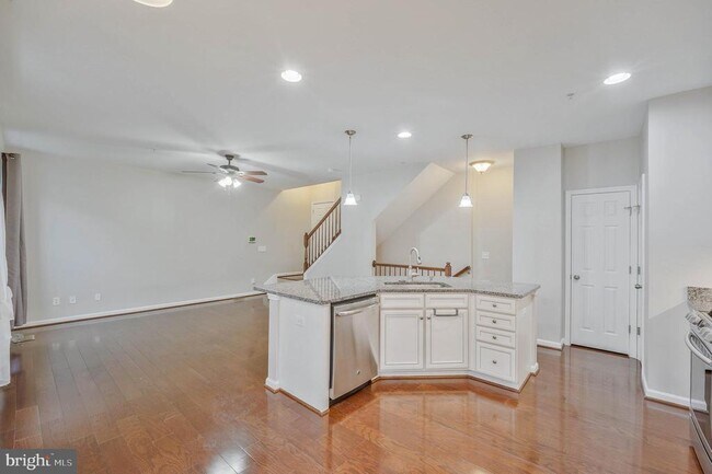 Photo - 25218 Briargate Terrace