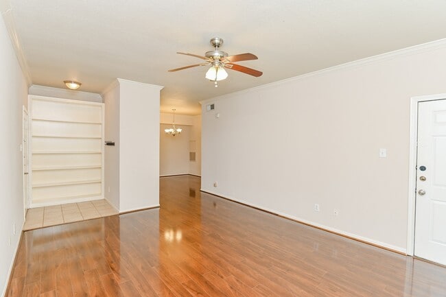 Photo - 2255 Braeswood Park Dr Unit 267