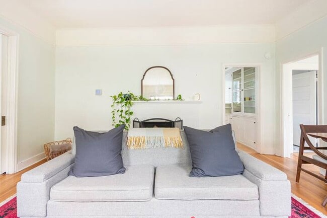 Photo - 1320 SE 28th Ave Unidad Lower