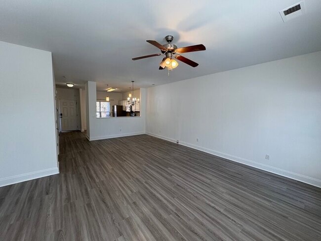 Photo - 1921 Wayne St