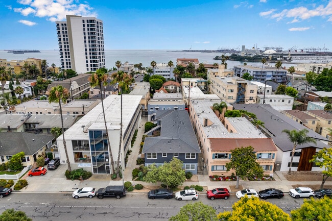 Building Photo - 1250 E 1st St Unit 7 Rental