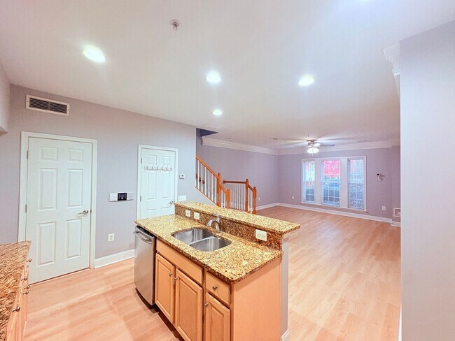 Photo - POTOMAC CLUB - TOWNHOUSE CONDO