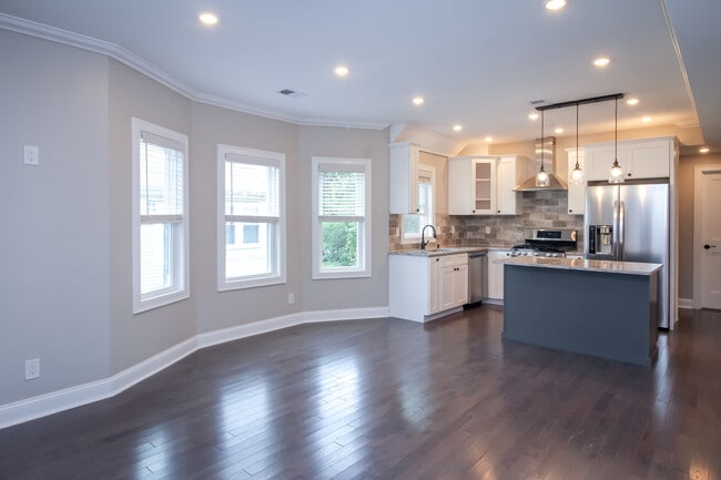 Photo - 43 Cypress St Unit 2