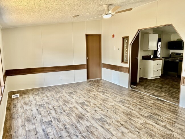 Photo - 2500 Gail Helen Ct