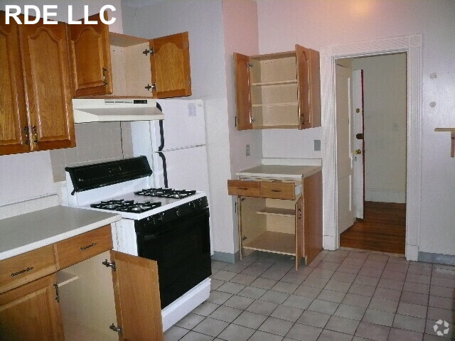 Building Photo - 158 Kelton St Unit 1 Rental