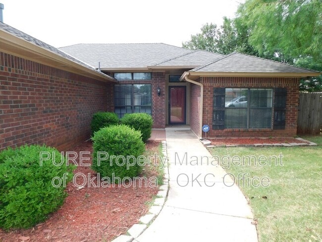 Photo - 912 NW 172nd St