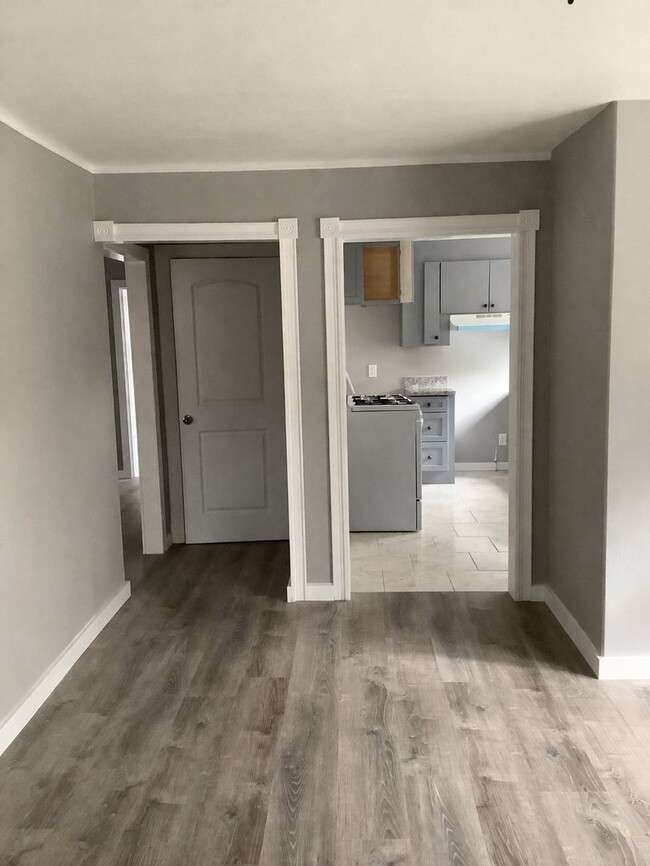 Photo - Completely Renovated 3 Bedroom Downstairs Unit! $2,995 Unit 3943 Florida Ave.