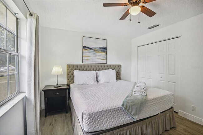 Photo - 811 W Magnolia St