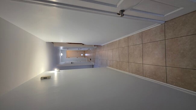 Photo - 1117 Franklin Ln