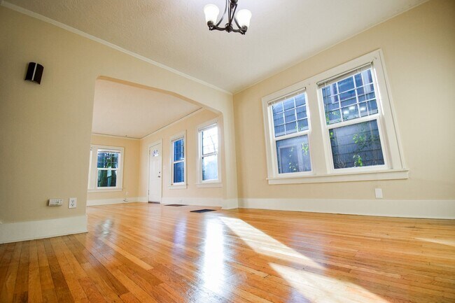 Photo - CLA2613-2615 Unit 2613