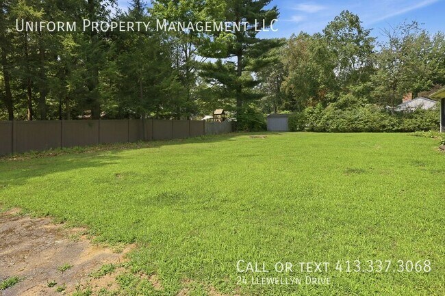 24 Llewellyn Dr