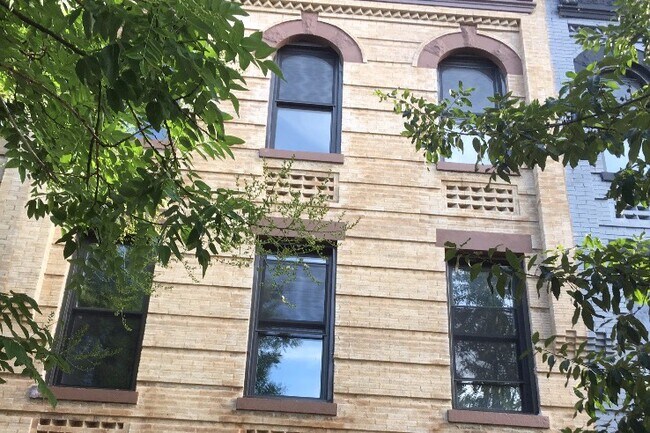 Photo - 1860 Prospect Pl Unidad 2