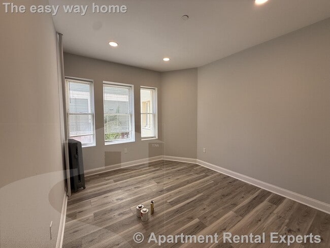 Photo - 74 Kirkland St Unit #2