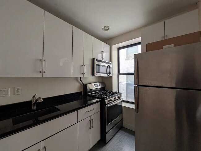 537 W 158th St Unit 23