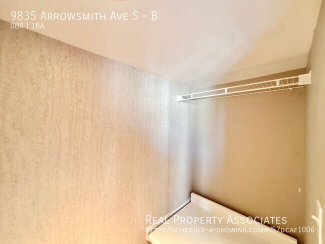 Photo - 9835 Arrowsmith Ave S Unit B