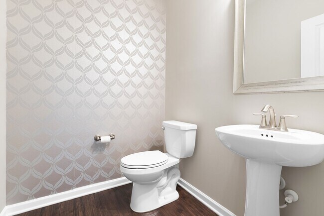 Photo - Beautiful 3 bedroom home on a corner lot!