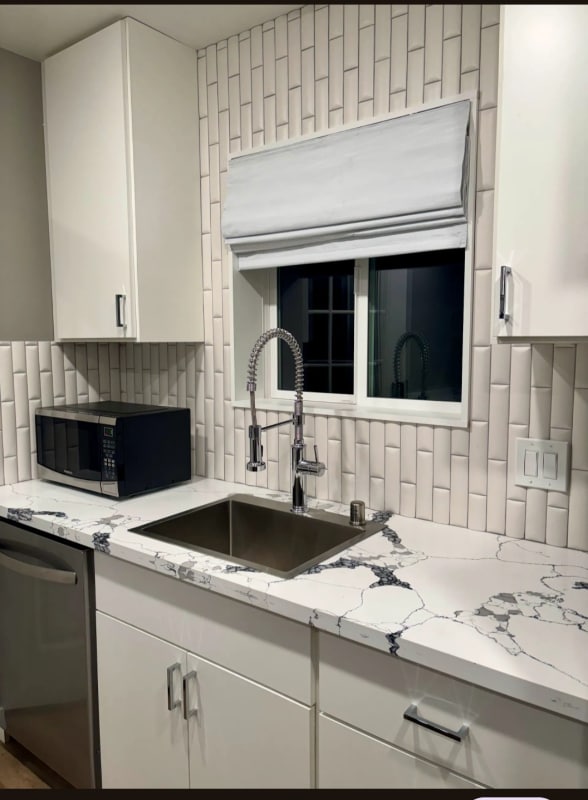 Photo - 2178 Oakmont St