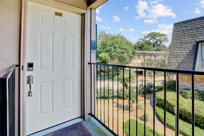 Photo - 1807 Stoney Brook Dr Unidad 67