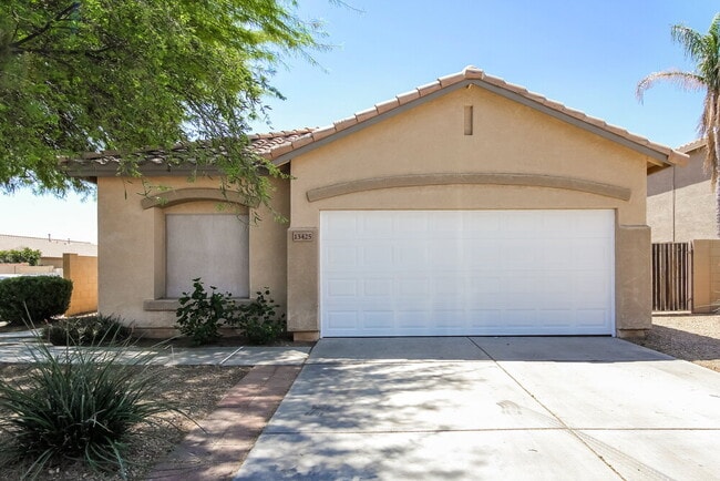 Building Photo - 13425 W Gelding Dr