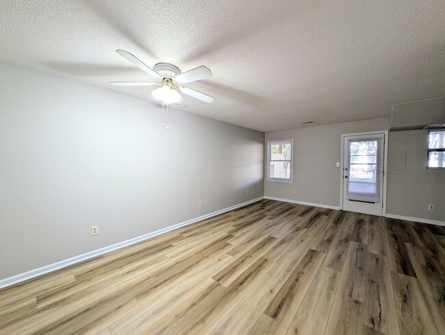Photo - 500 Forest Dr Unit B