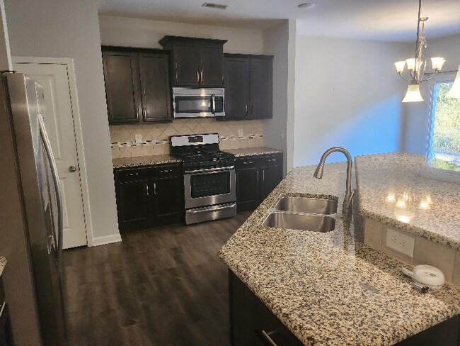 Photo - 401 Durants Neck Ln