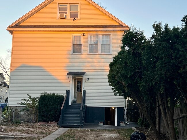 Photo - 38 Wilson St Unidad 1st floor