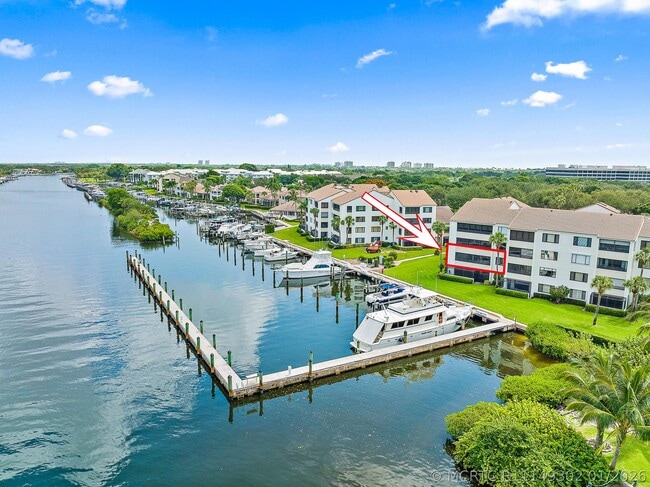 Photo - 926 Oak Harbour Dr