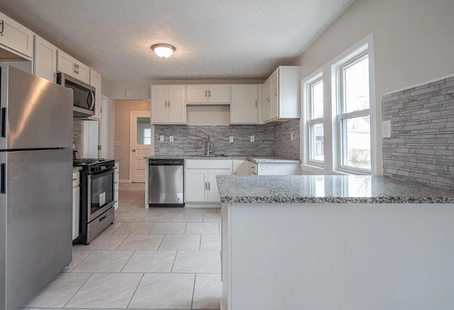 Photo - 18708 Arrowhead Ave